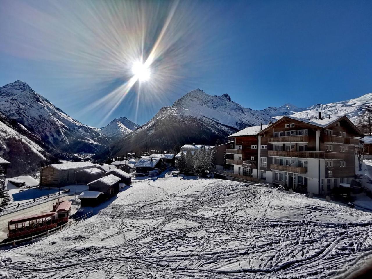 Hotel Alpenperle Саас-Фее Екстериор снимка